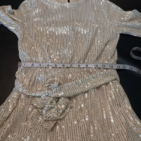 Forever 21 Shimmering Long Sleeve Dress size S - Picture 5 of 16